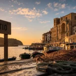 Lekeitio pays basque : port, marées et bateaux au coucher du soleil